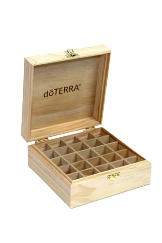 dōTERRA Drewniana Skrzyneczka z Grawerowanym Logo